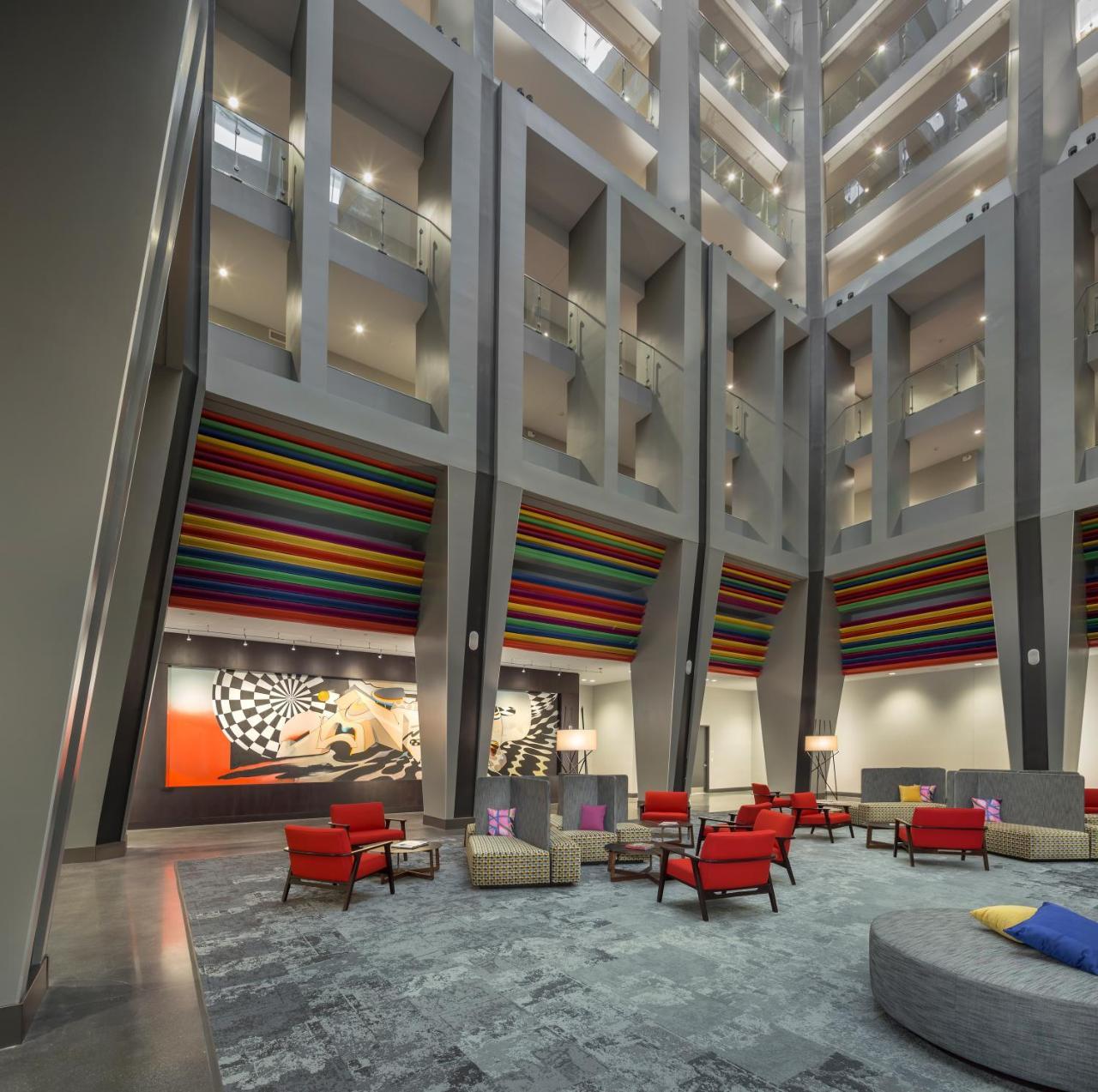 The Summit Hotel Cincinnati Esterno foto