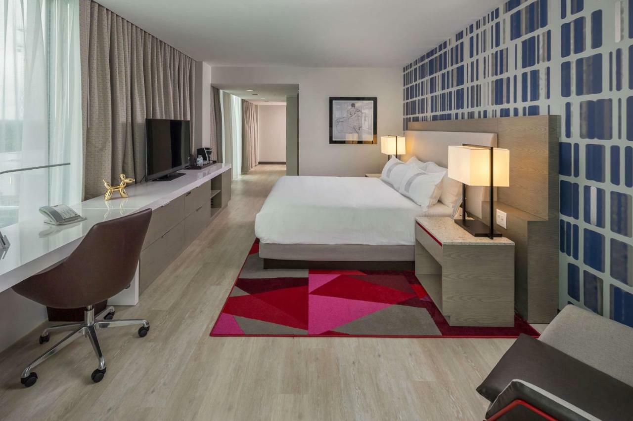 The Summit Hotel Cincinnati Esterno foto