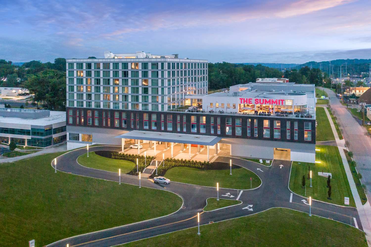 The Summit Hotel Cincinnati Esterno foto